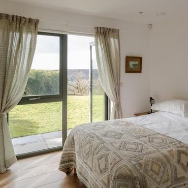 Double Bedroom overlooking garden