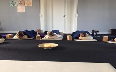 Charlotta Åkesson – Yoga för hjärnan