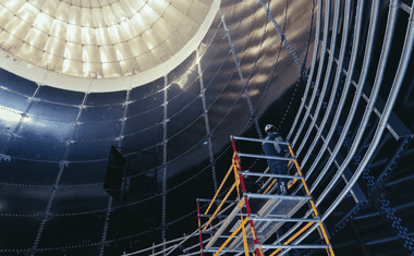 Image of a network symbol with the event date