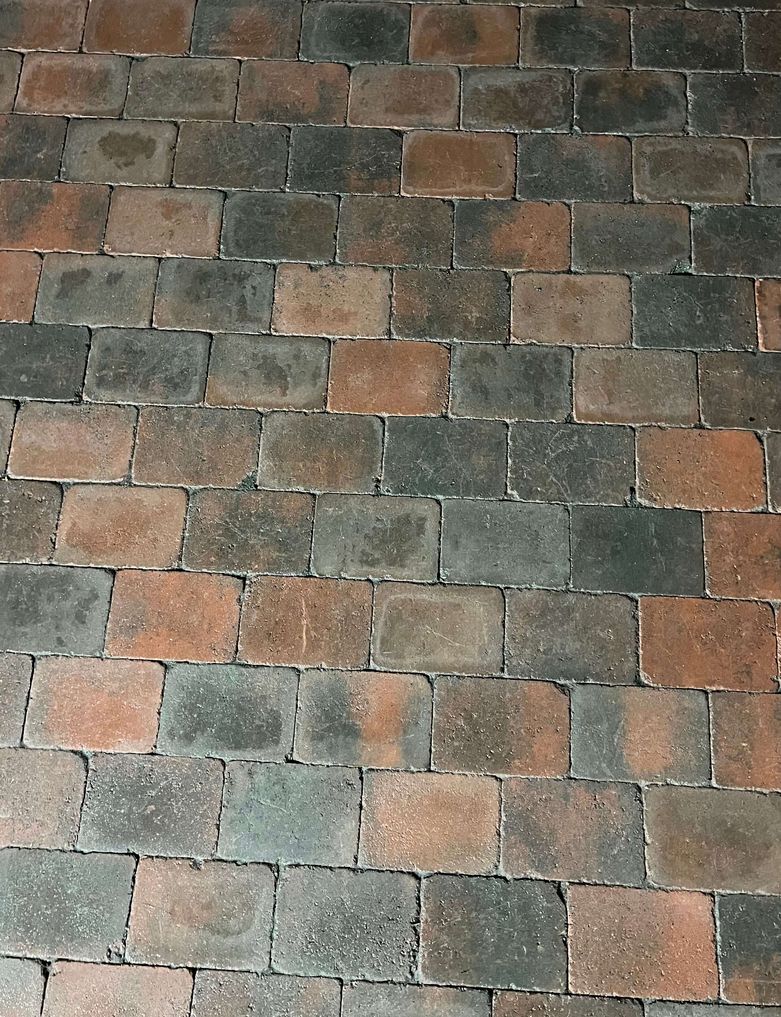 marksten i rödmix vid villaprojekt