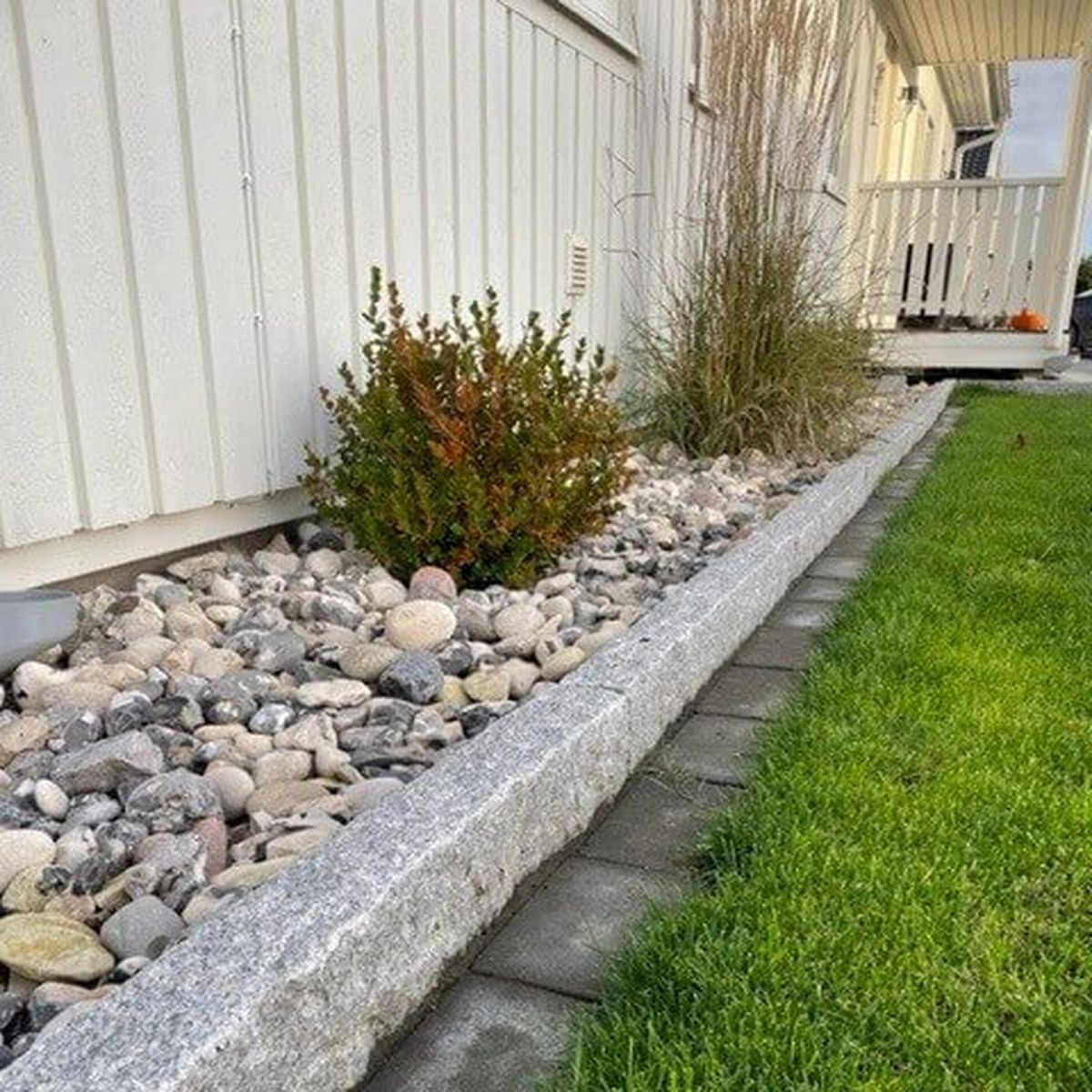 dekorativ och praktisk kantsten