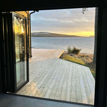 Bygg-glas-renovering-byggfirma-glasprodukter-byggentreprenad-örnsköldsvik-snickare-övik