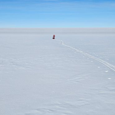 Per Nordström på skidor i Antarktis