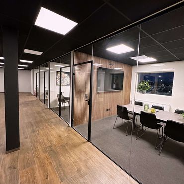 Bygg-glas-renovering-byggfirma-glasprodukter-byggentreprenad-örnsköldsvik-snickare-övik